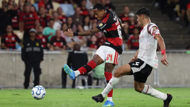 Estudiantes y Flamengo chocan en La Plata.