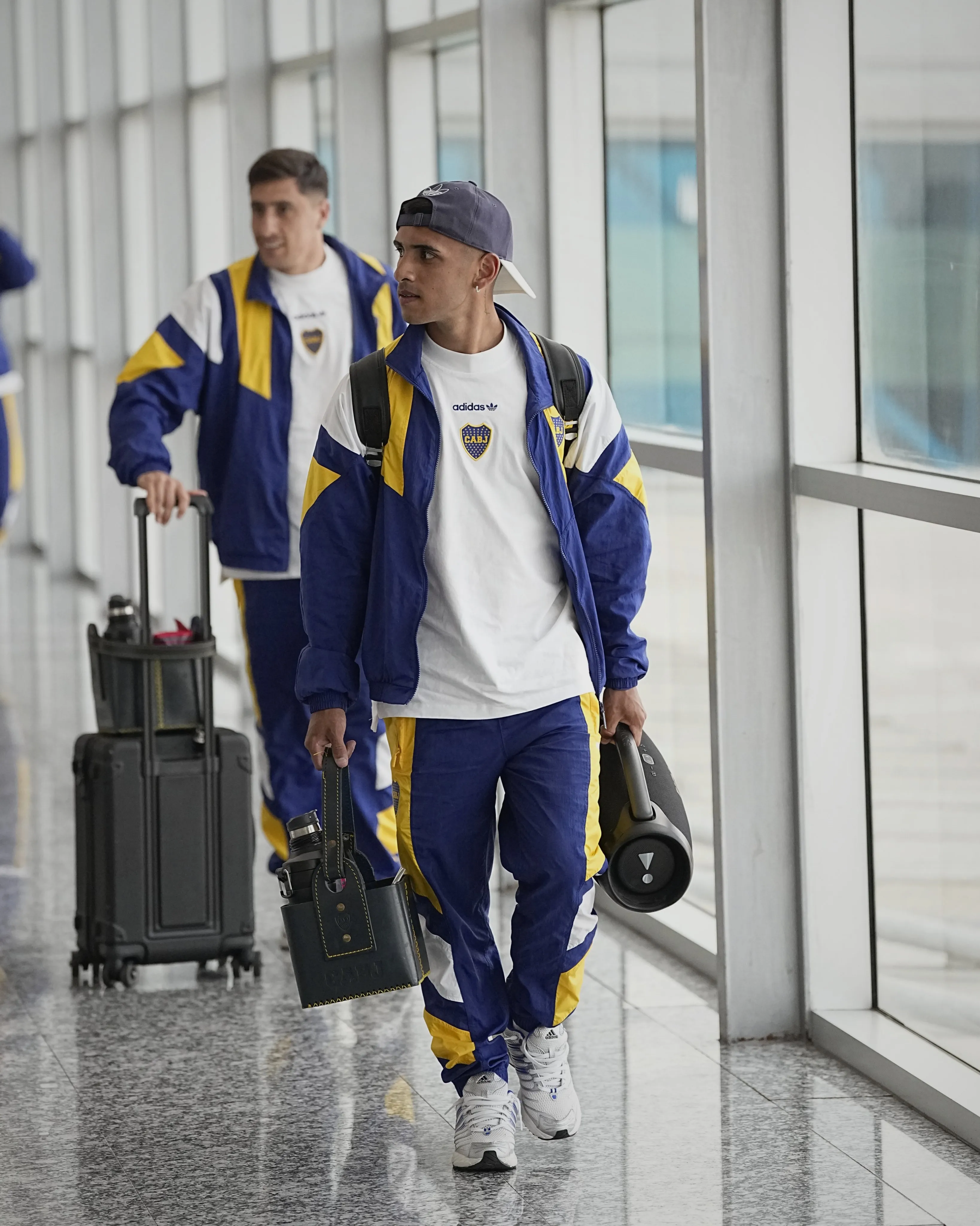 Milton Delgado y Miguel Merentiel, futbolistas de Boca. (@BocaJrsOficial)