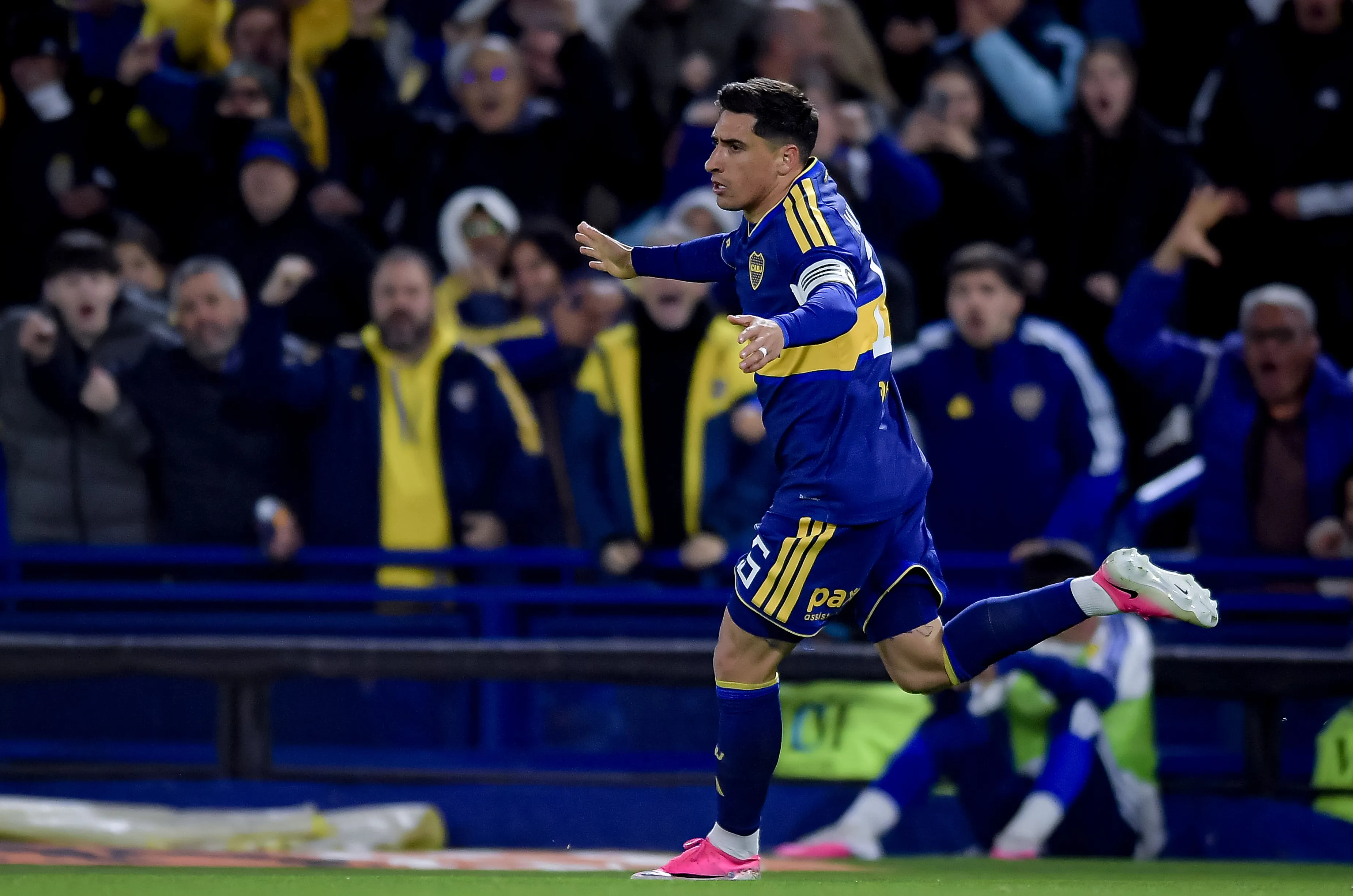 La Bestia celebra su tanto ante Talleres. (Foto: Getty).