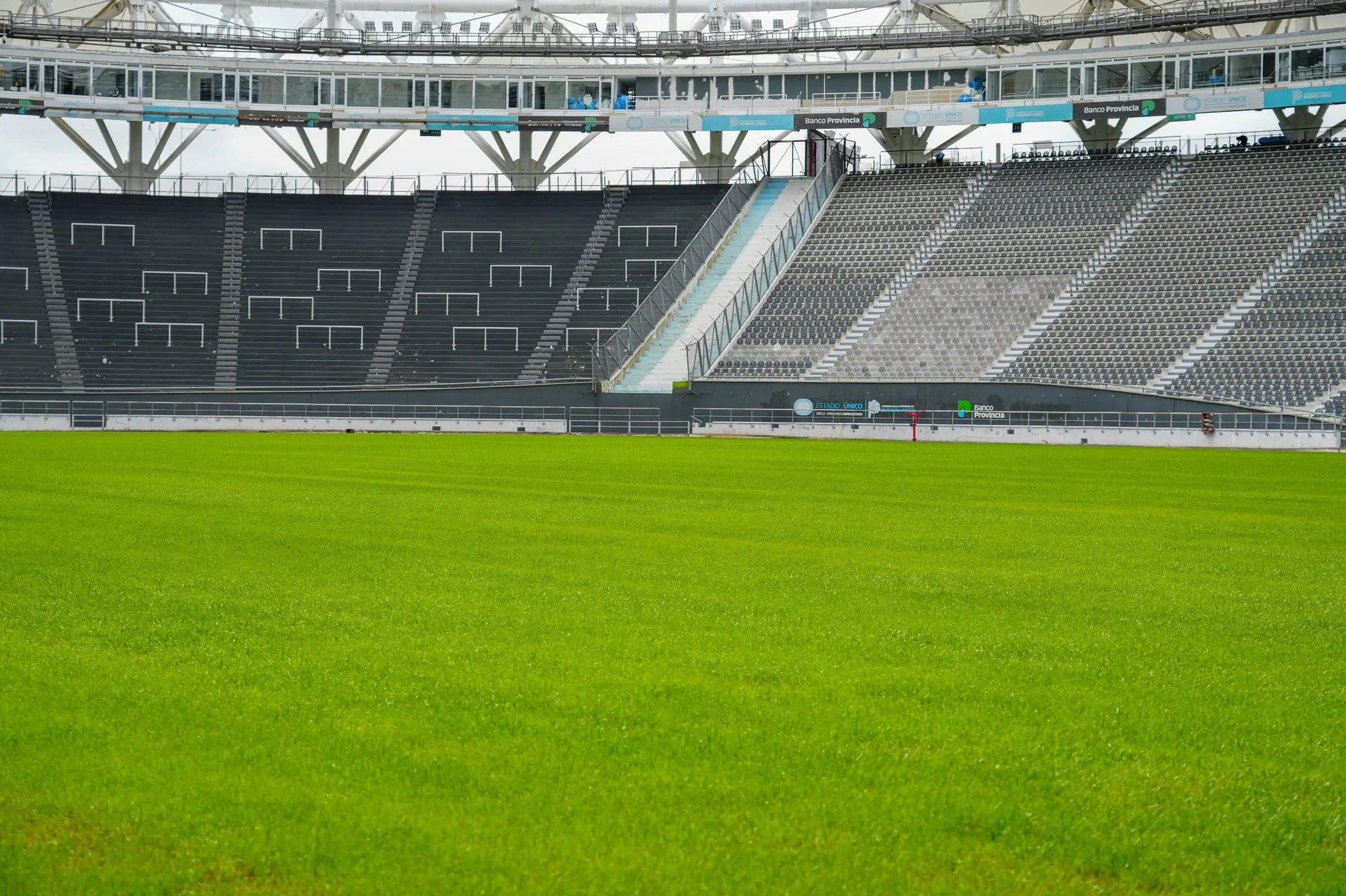 Estadio Único Diego Armando Maradona – Tricampeones del Mundo.