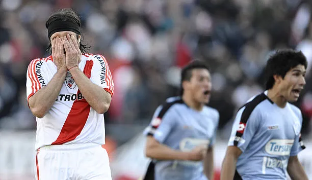Belgrano ascendió y decretó el descenso de River en 2011. (Getty Images)