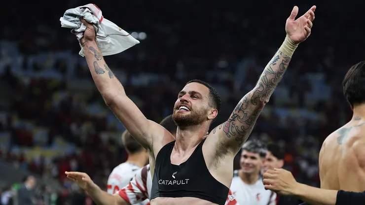 Leandro González Pírez celebra tras la clasificación de Estudiantes a la final