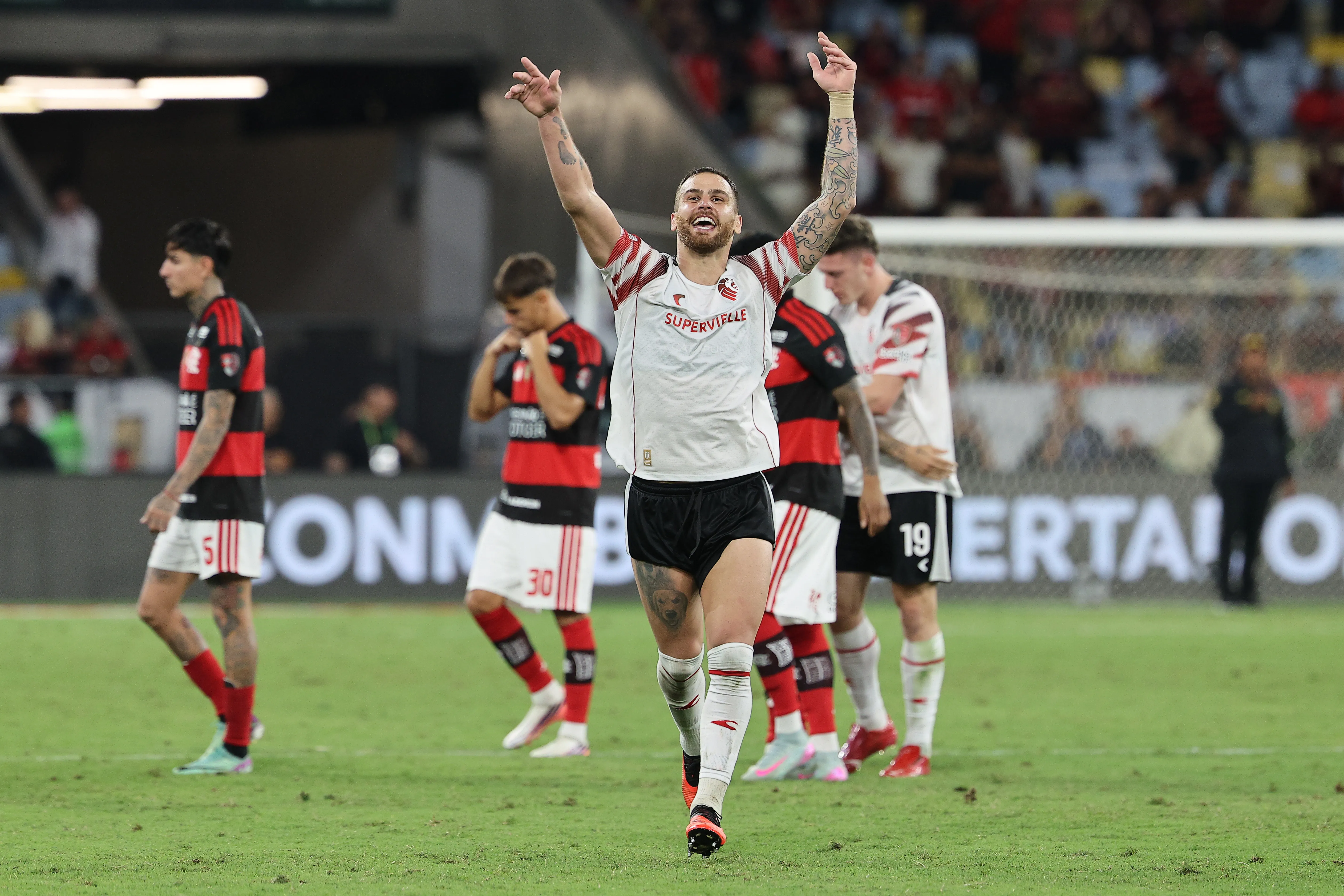 El festejo de Leandro González Pírez tras la clasificación (Getty Images)