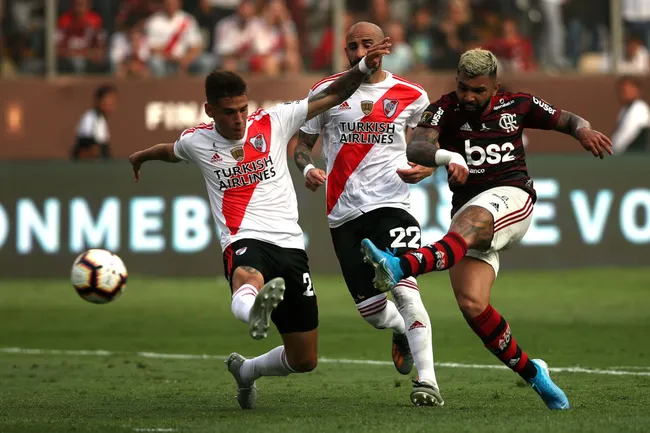 Gabigol le anotó dos goles en dos minutos a River en la final de la Copa Libertadores 2019. (Getty Images)
