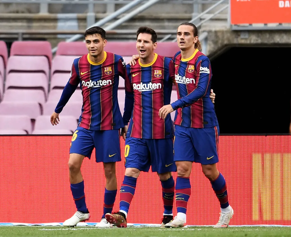 Lionel Messi, Pedri y Antoine Griezmann en el FC Barcelona. (Getty Images)
