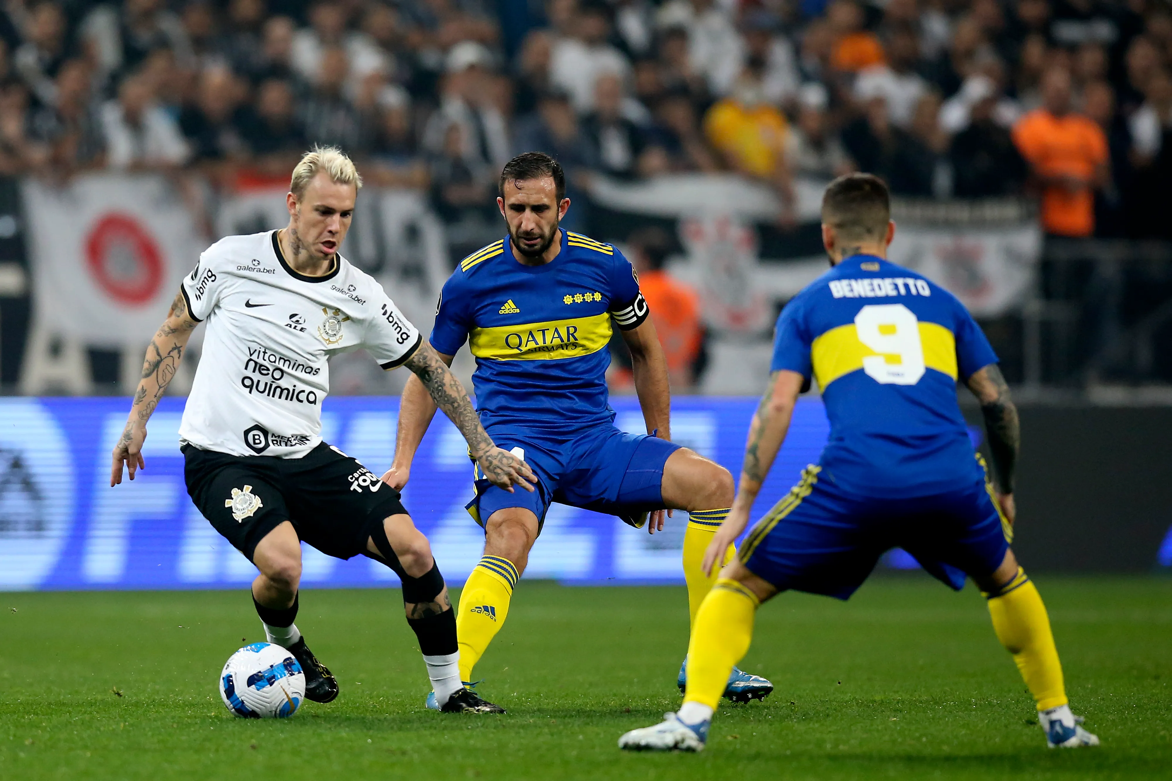 Izquierdoz ante Corinthians en la Copa Libertadores 2022. (Foto: Getty).