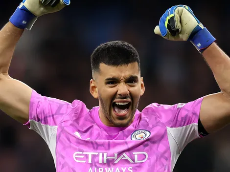 Rulli atajó dos penales y fue el héroe de Manchester City