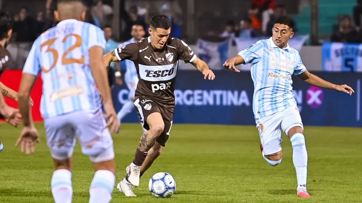 Atlético Tucumán y Platense lo dieron todo en Salta.