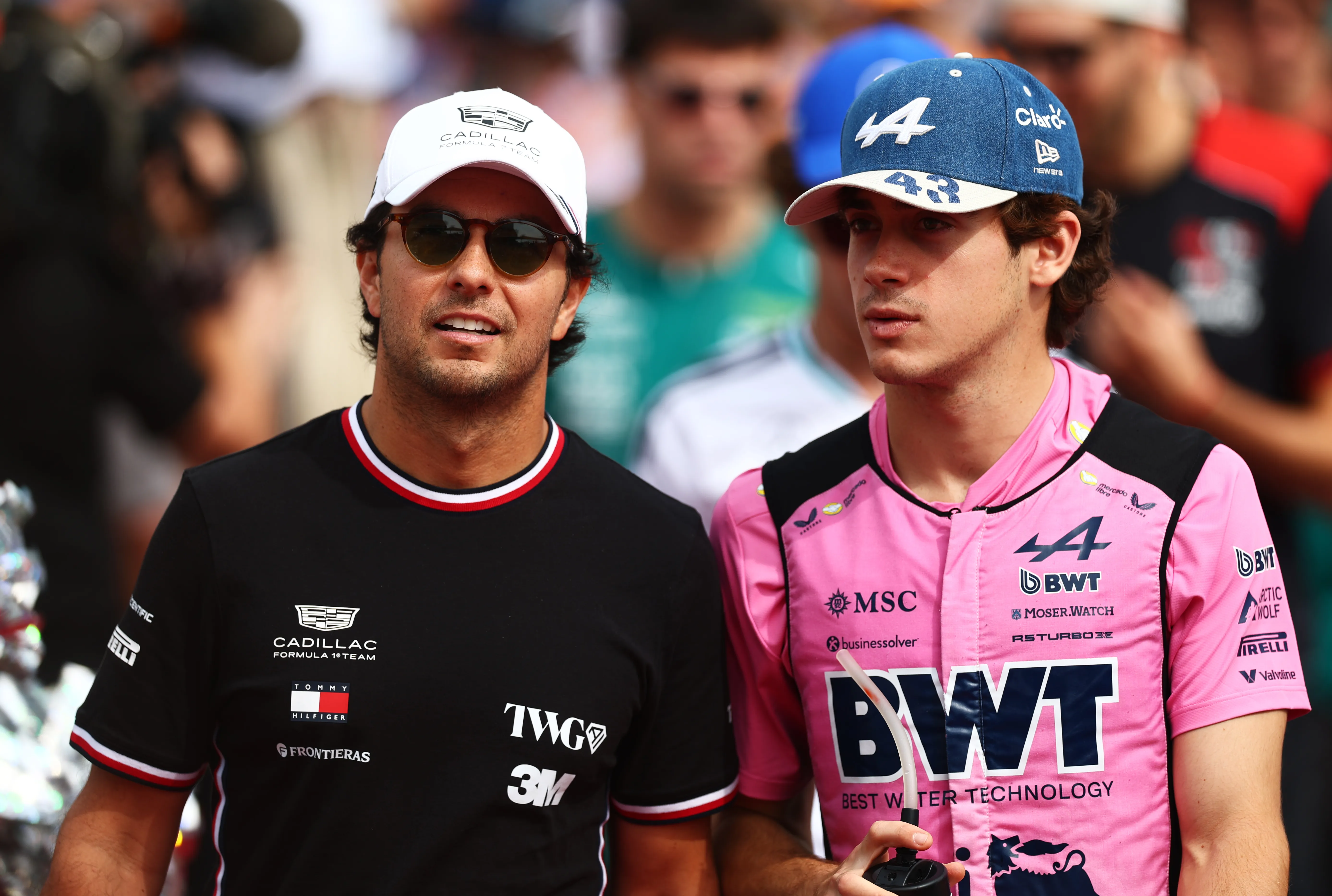 Checo Pérez y Franco Colapinto. (Foto: Getty).