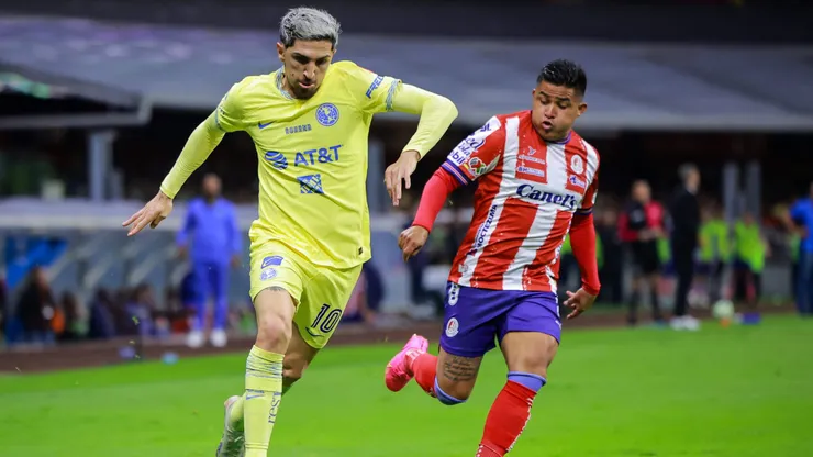 Diego Valdés podría estar viviendo sus últimos días en el América.