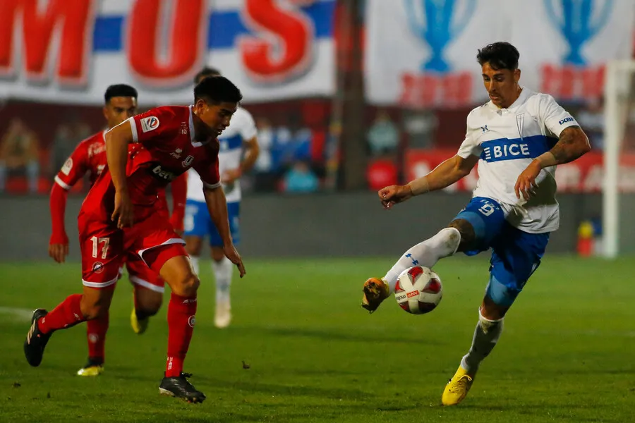 Fernando Zampedri fue elogiado por el Beto Acosta. | Foto: Photosport