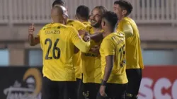 Firmó como crack en Colo Colo y critica con todo a la Primera División.