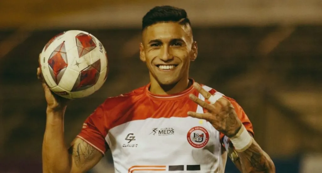 El delantero marcó un triplete ante Universidad de Concepción | Foto: USanFelipeSADP, Twitter.