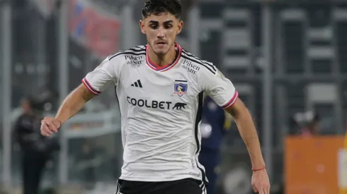 Bruno Gutiérrez entrena con máscara protectora tras lesión que sufrió en partido de Colo Colo ante Monagas (Foto: Photosport)