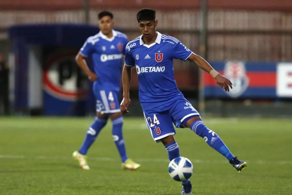 El jugador podría partir de la U | Foto: Photosport