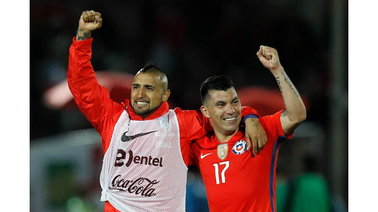 Fantasma Figueroa cree que Arturo Vidal y Gary Medel ya dieron todo en la selección chilena