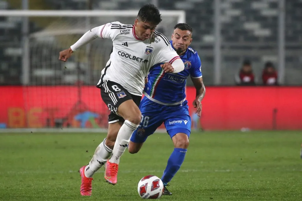 Damián Pizarro hoy es el nueve titular de Colo Colo | Foto: Photosport