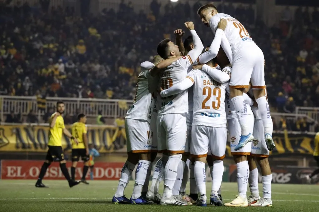 Cobreloa está en la pelea por el título de la Primera B pese a caer en el último partido frente a San Luis (Photosport)