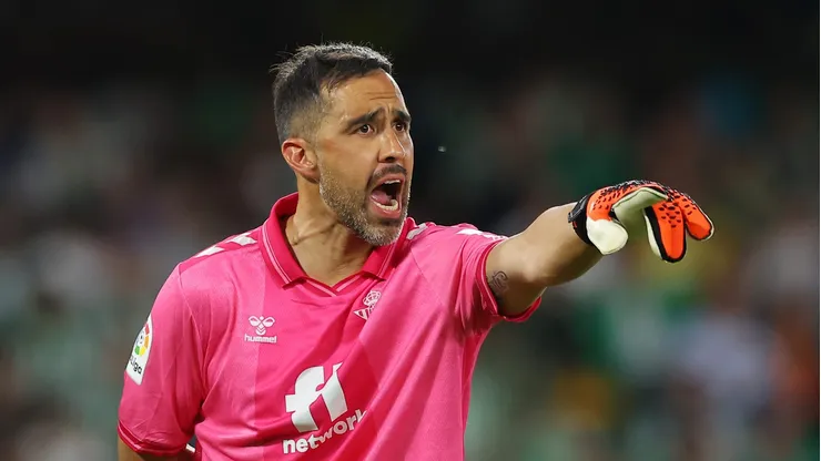 Bravo nuevamente fue destacado en la victoria del Betis.