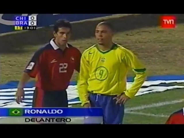 El icónico día que Luis Fuentes marcó a Ronaldo. | Foto: Archivo