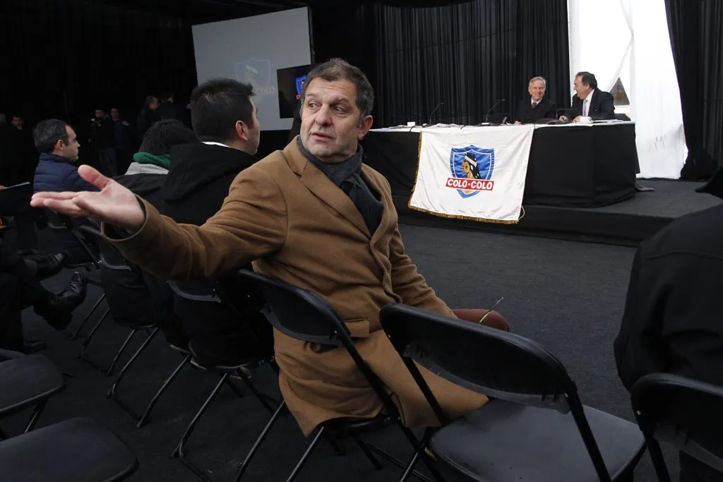 Aníbal Mosa quiere conformar una comisión de ídolos en Colo Colo y ya aparecen los primeros respaldos para el empresario (Photosport)