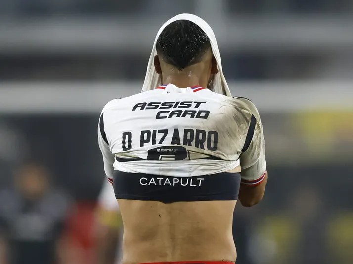 Víctor Gómez liquida a Berizzo por citar a Damián Pizarro a la Selección