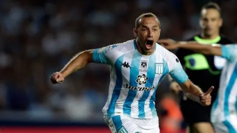 Marcelo Díaz viaja a Brasil a apoyar a Racing en el duelo ante Flamengo.