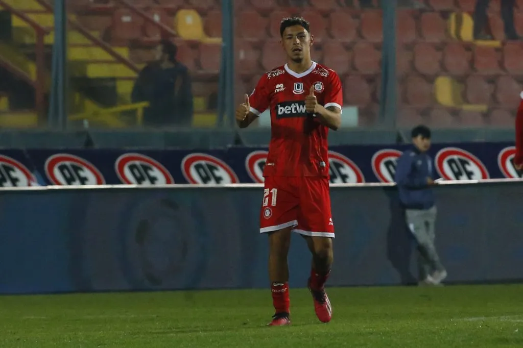 César Pérez es codiciado por Universidad Católica y Universidad de Chile | Foto: Photosport