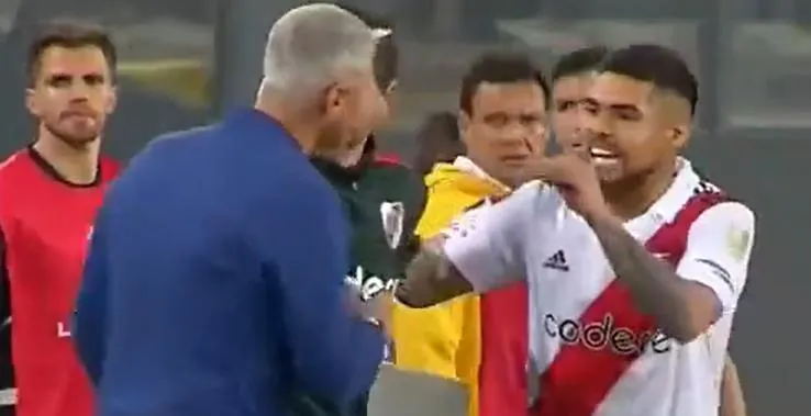 Los gestos de Nunes tras el pitazo final sacaron de quicio a Díaz | Foto: Captura