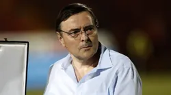 Jorge Segovia estalla por el trascendido que liga a Iniesta con la Unión Española