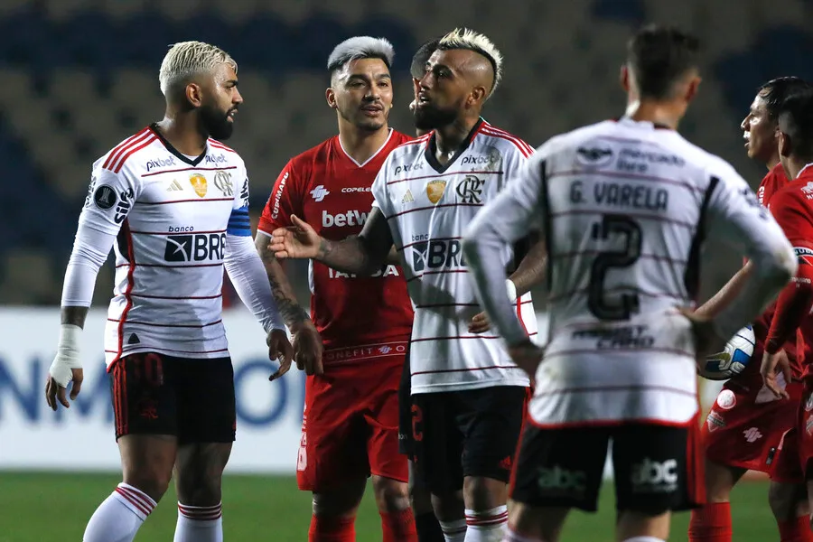 Arturo Vidal volvió a Chile para disputar Copa Libertadores. | Foto: Photosport