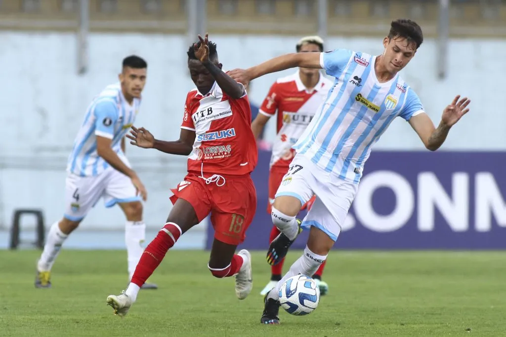 Alfred Canales fue nominado al microciclo de La Roja Sub 23 de fines de mayo (Foto: Photosport)