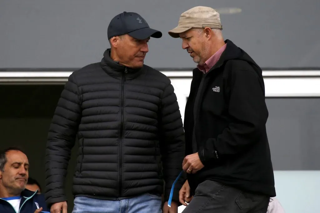 Desde la UC ya piensan en cómo se conformará el plantel para la segunda rueda. Andres Pina/Photosport