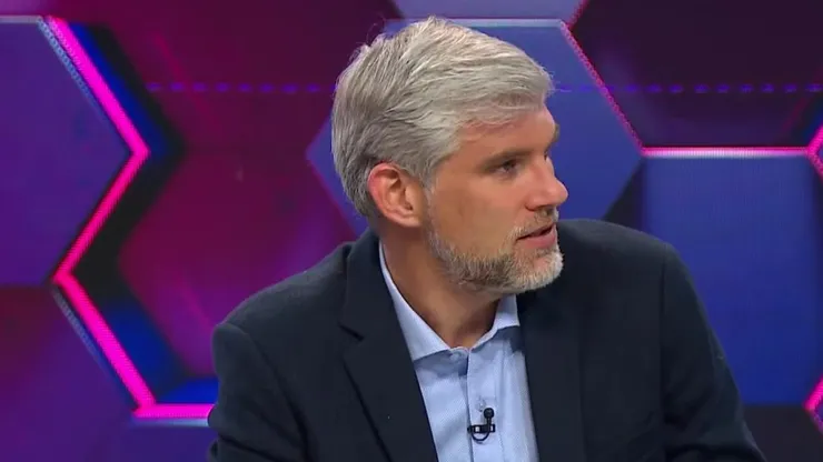 El periodista dio algunos nombres que podrían reforzar el mediicampo de Ariel Holan en la UC.