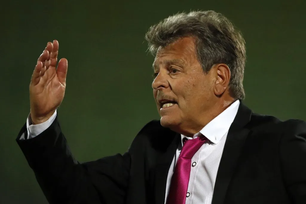 Jorge Garcés critica el rendimiento de Leandro Fernández (Photosport)