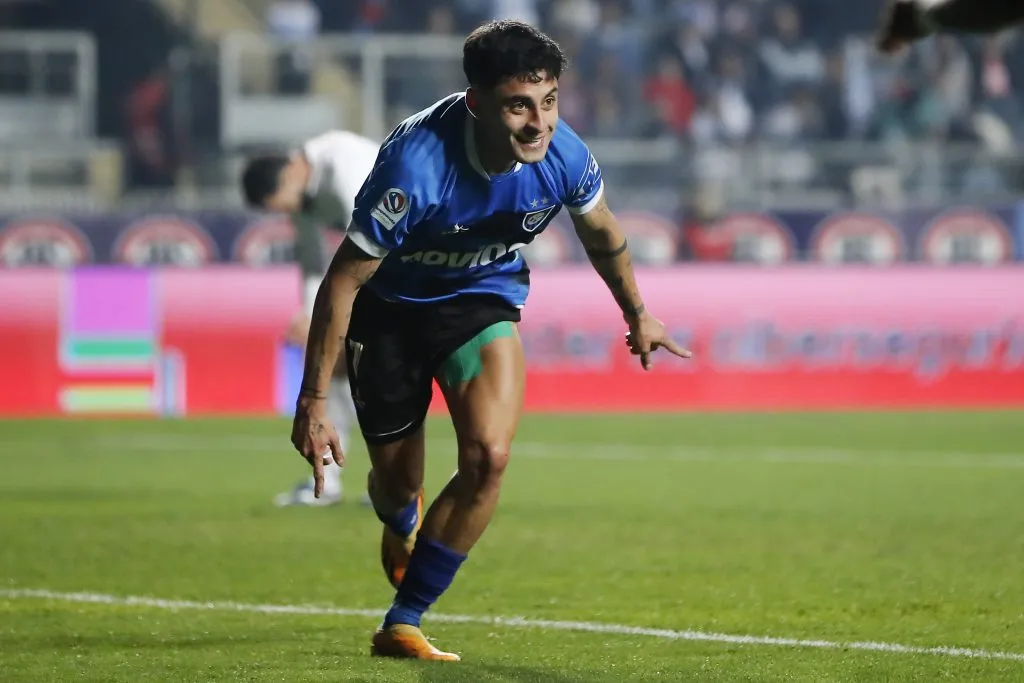 Javier Altamirano es el gran jugador que busca la Universidad Católica para el segundo semestre (Photosport)