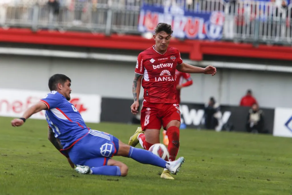 Casanova sigue siendo una pieza fundamental en la U de Pellegrino | FOTO: Jose Robles/Photosport