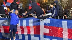 Cristóbal Campos recibe todo el cariño de los hinchas en el hotelazo