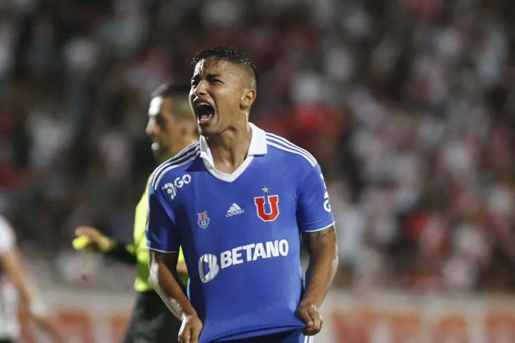 Nicolás Guerra recibió respaldo de Juan Carlos Villalta (Foto: Jose Robles/Photosport)