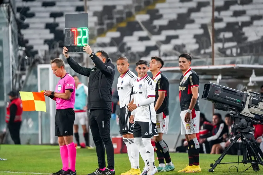 Thompson volvió a sumar minutos pese a las críticas de los hinchas en redes sociales | Foto: Guille Salazar