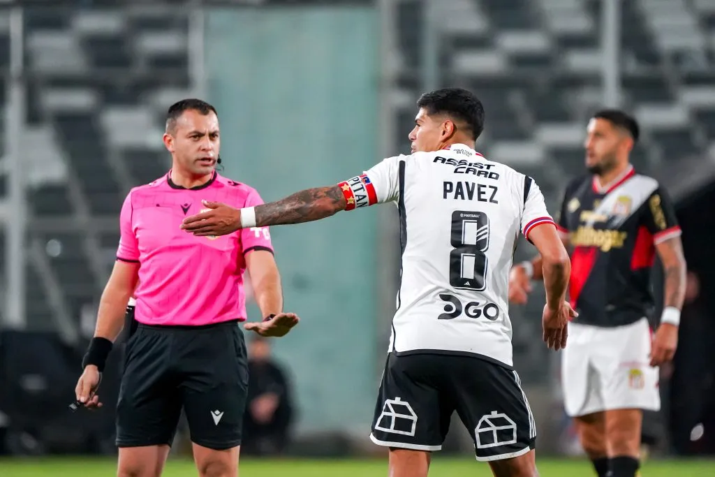 Esteban Pavez hace un llamado de atención en Colo Colo | Foto: Guillermo Salazar