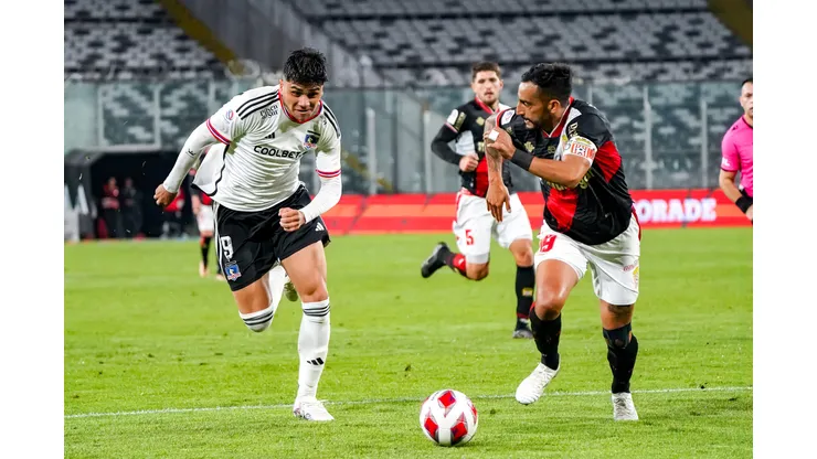 Damián Pizarro llama la atención en Colo Colo (Foto: Guille Salazar)