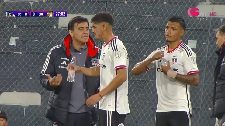 Gustavo Quinteros estaba enfurecido con Daniel Gutiérrez por su forma de jugar en Colo Colo.