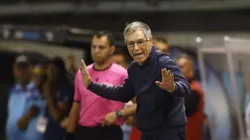 El técnico le quitó el drama a su continuidad en la UC.