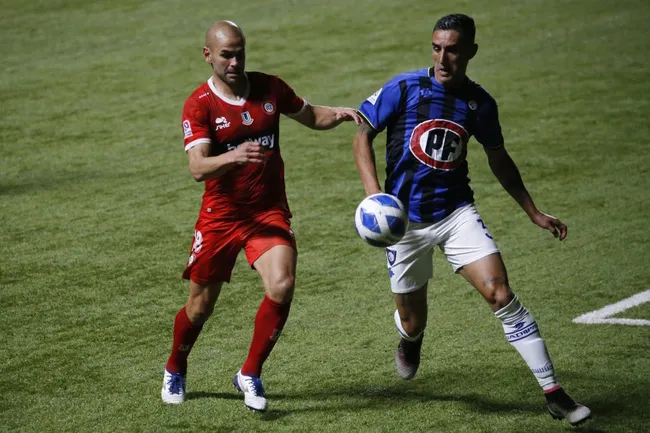 González está cada vez más cerca de recalar al club que lo vio nacer futbolísticamente | Foto: Raul Zamora/Photosport