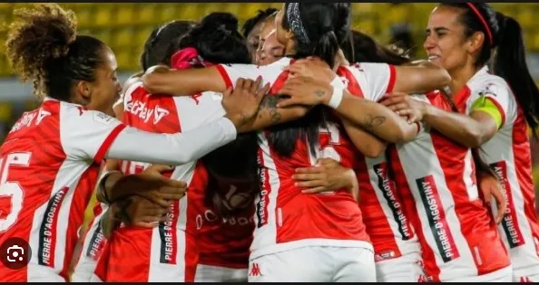 Importante ventaja sacó la escuadra de la ex azul en la final ida (Archivo)