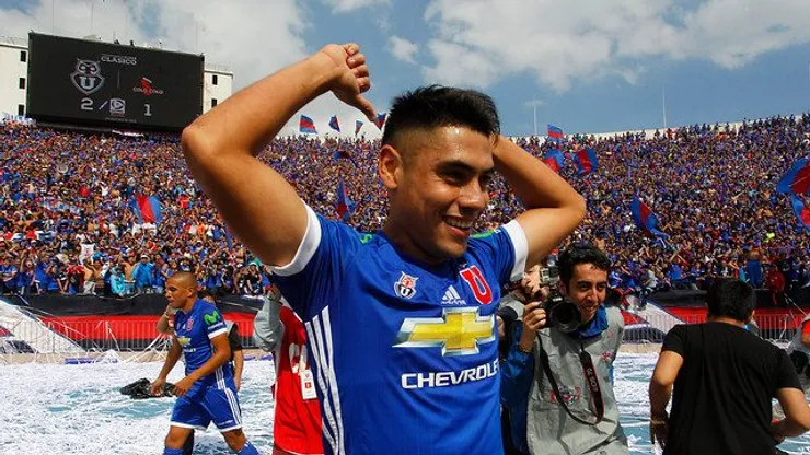Mora reconoce que es hincha de la U