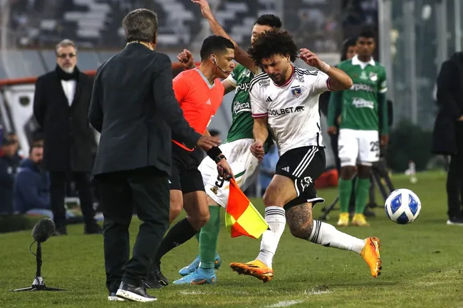 Maximiliano Falcón está motivado con el desafío que tendrá Colo Colo (Foto: Photosport)