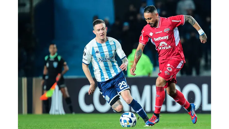 Ñublense se desconfiguró en el segundo tiempo ante Racing Club, pero sigue en Copa Sudamericana (Foto: Photosport)
