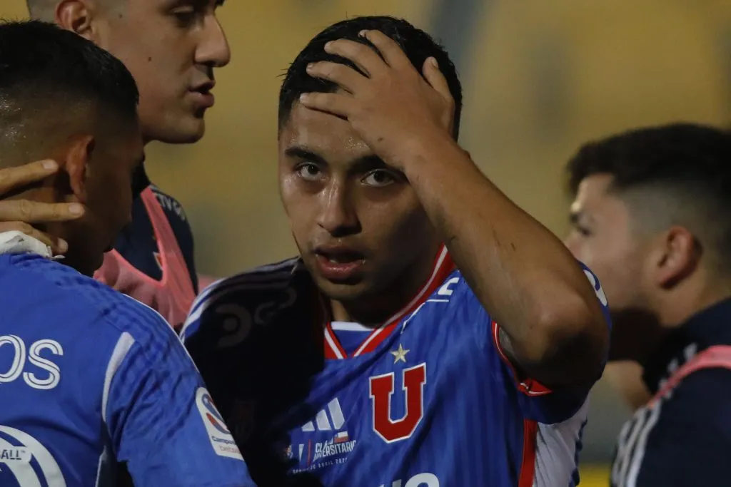 Nicolás Guerra abrió la ruta del triunfo para la Universidad de Chile en el clásico ante la UC (Photosport)